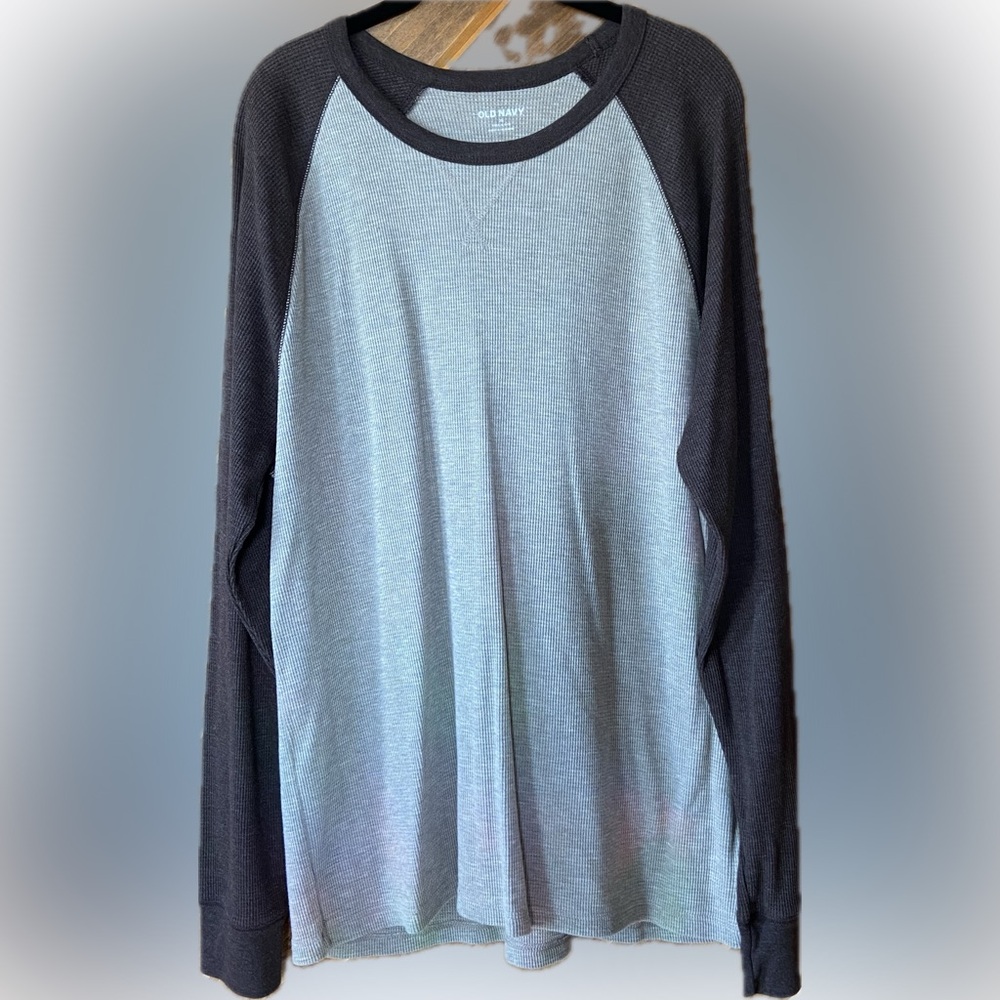 Old Navy men’s XL long sleeve beige and brown thermal shirt